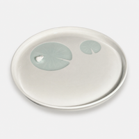 A Frog On Lotus Pond Green White Round Flat Plate