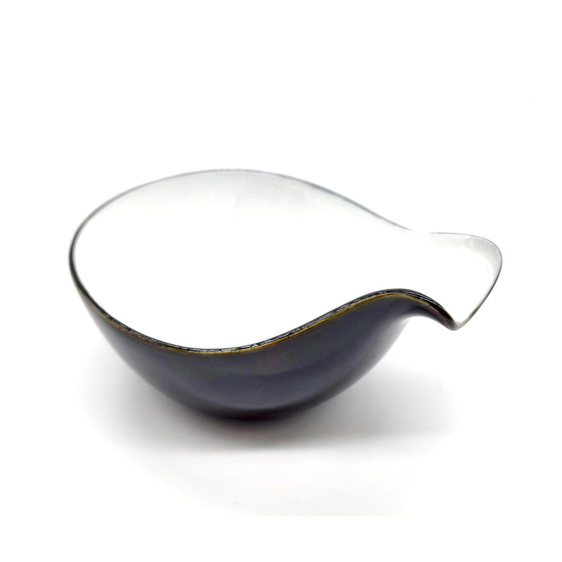 Black & White Duckbill Bowl
