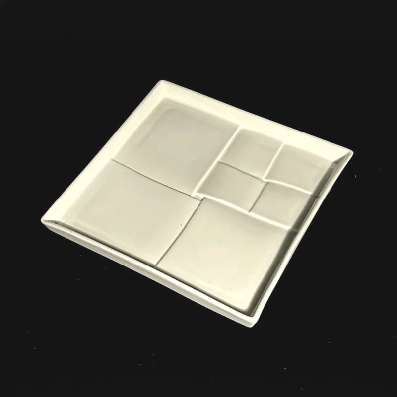 Green White Bamboo Woven Square Plate